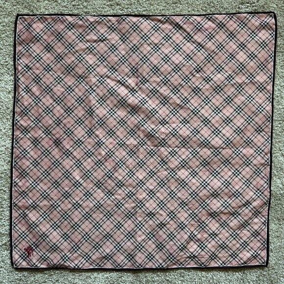 Burberry Hangerchief Nove Check Plaid Collection - Picture 1 of 4